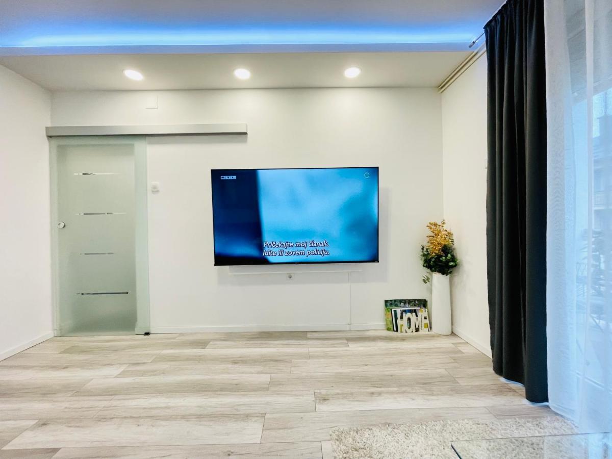 Apartment "Mimoza 1" Self Check-In, Self Check-Out オトチャッツ エクステリア 写真