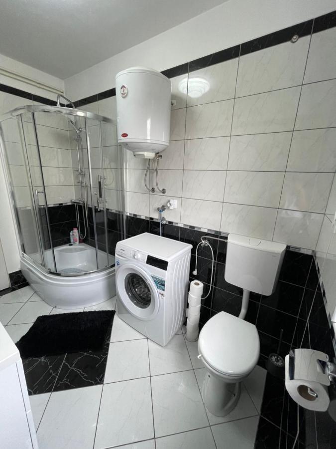Apartment "Mimoza 1" Self Check-In, Self Check-Out オトチャッツ エクステリア 写真